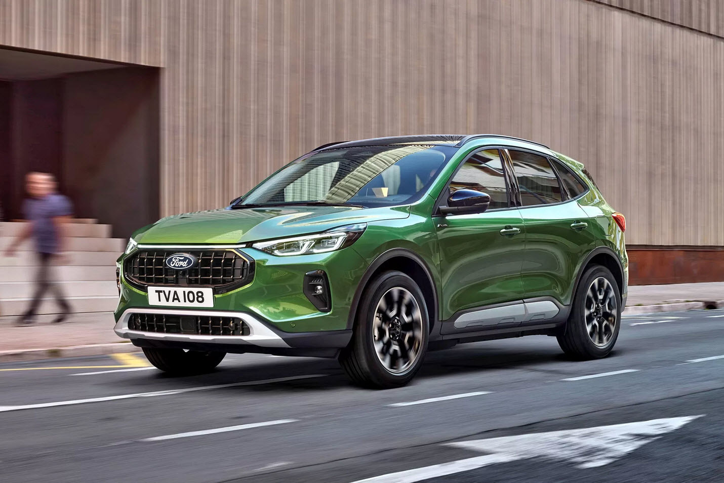 Noul Ford Kuga Titanium: 25 de inci pentru doi!